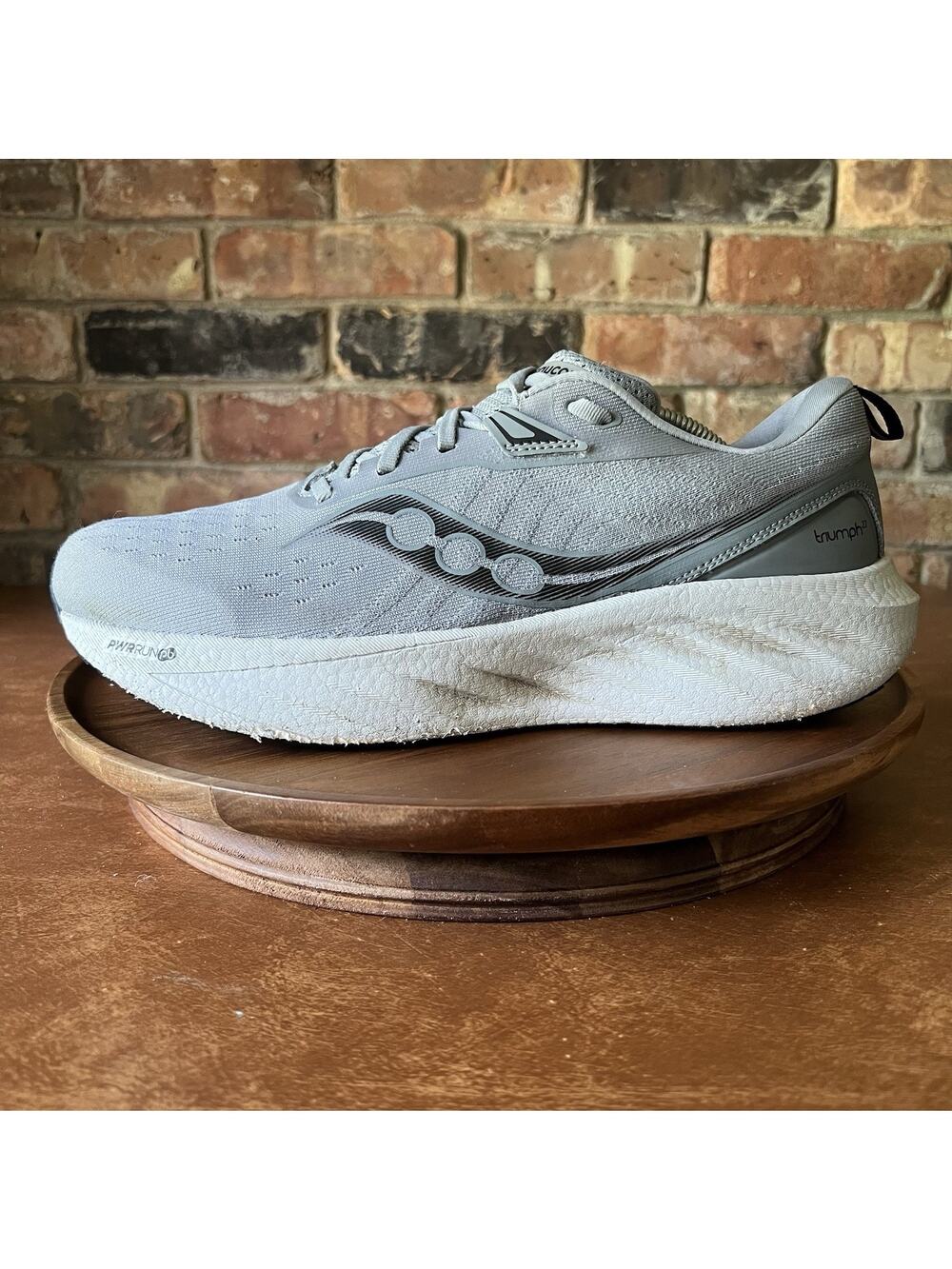 Saucony Triumph 22 Men's 11.5 Gray Road Running Walking Sneaker Shoes
